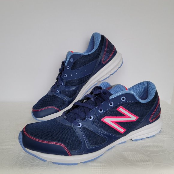 NEW BALANCE Women’s Training Shoes- Women's Size 9.5M- Medieval Blue color - Picture 4 of 16